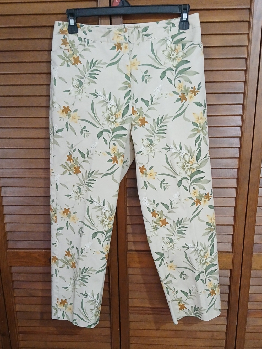 EP Pro Cream Floral Cropped Pants with Green & Yellow Accent